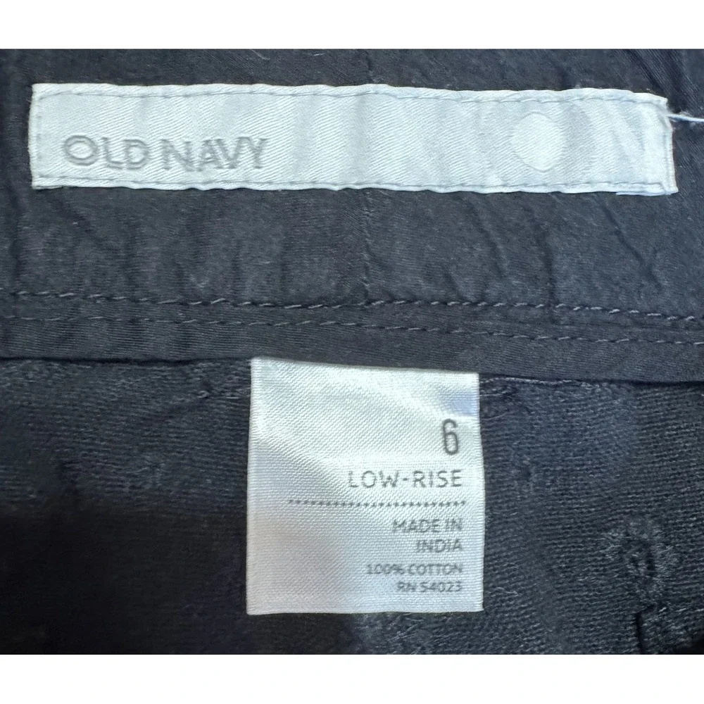 Old Navy Women's Shorts Chino's w‎ eyelet detail 100% Cotton Black Low-Rise 6